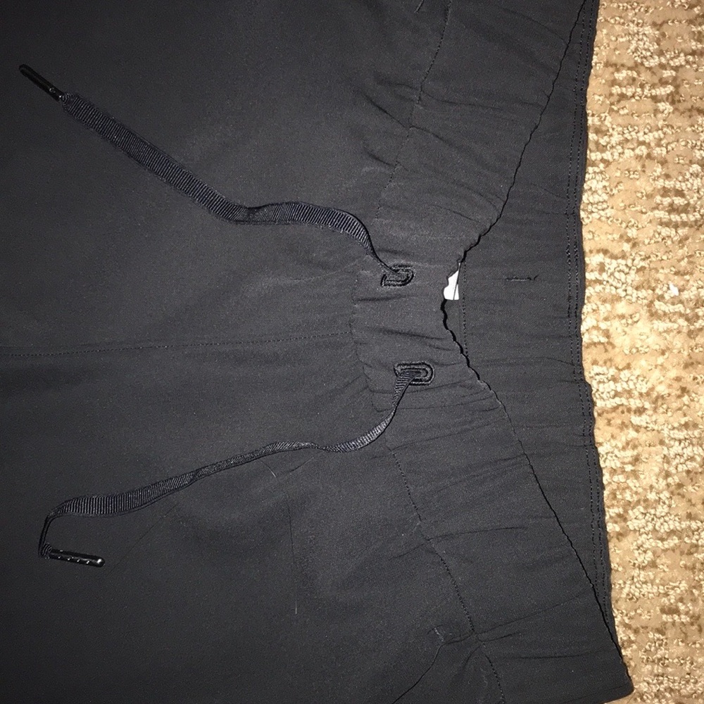 Lululemon On the Fly joggers!